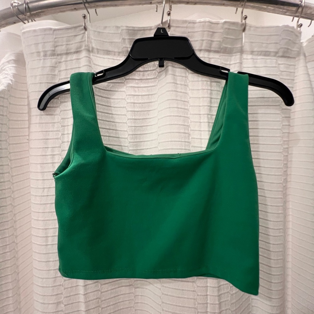 Green Sleeveless Crop Top